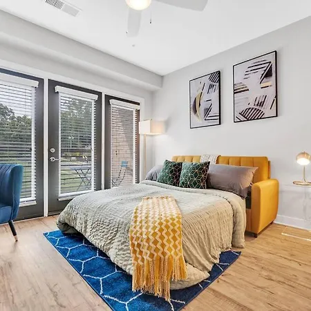 Modern Luxury ~ King Bed ~ 1br In Plaza Midwood Apartment *