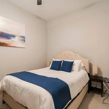 Queen Bed In Dilworth ◈ Shopping ◈ Restaurants *