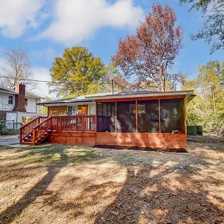 Charm Haven With Outdoor Tv * Charlotte