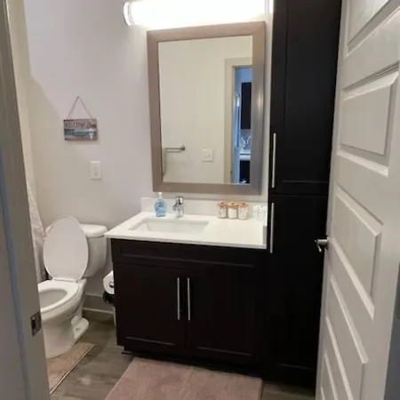 Spacious Luxury 2 Bedroom-2 Bath In Uptown With Balcony -80 Charlotte