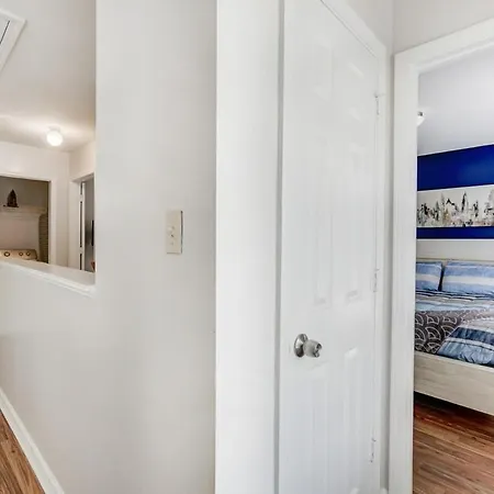 King Suite Whottub Close 2 Uptown New Renovated * Charlotte