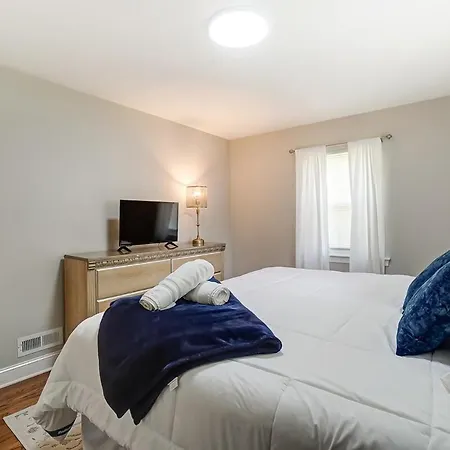 Comfy Uptown Cottage! King Bed In Enderly Park Charlotte