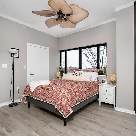 Free Parking I Uptown Luxury W Pool & Rooftop Charlotte