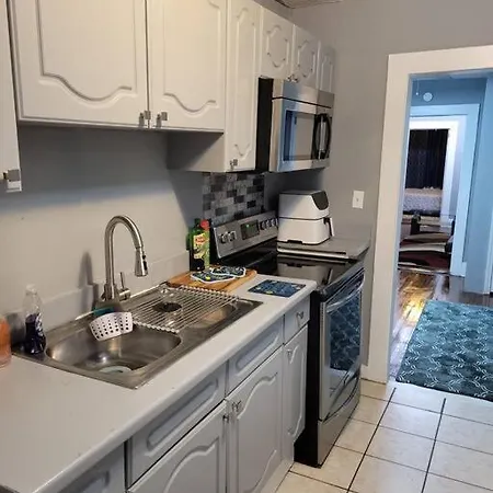 Centrally Located. Close To Everything In Uptown And Plaza Midwood.