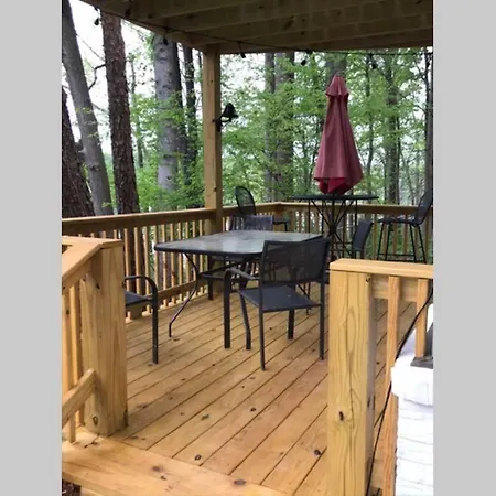 3-bdr Direct Waterfront