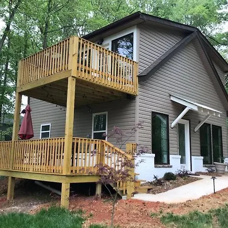 Holiday home 3-bdr Direct Waterfront