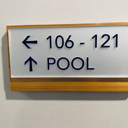 Apartment Dt Charm With Pool,gym,wine,wkspace, Free Parking