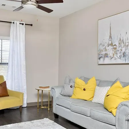 Apartment 1br Uptown, Pool, Wine, Near Convention Center_311 Charlotte