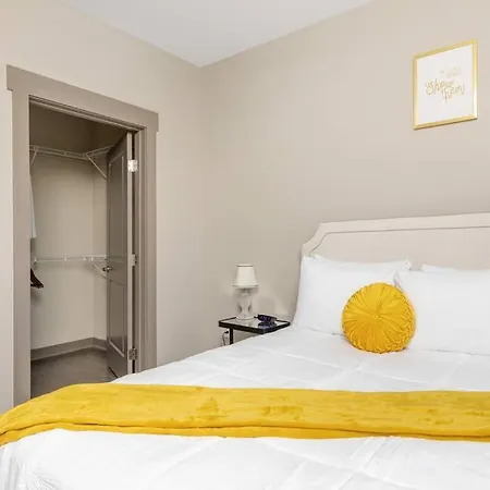 1br Uptown, Pool, Wine, Near Convention Center_311 Apartment *