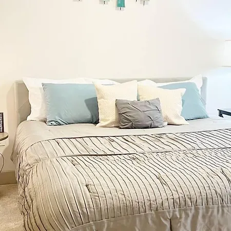 Apartment Luxury Executive 2 Bedroom/2 Bathroom Boutique *