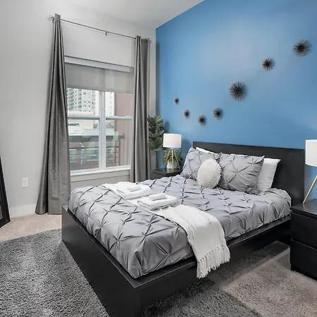 Apartment Trifecta Luxury Serviced In Uptown Clt