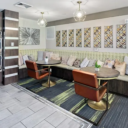 Uptown 4th Ward Luxury Year-round Pool Apartment