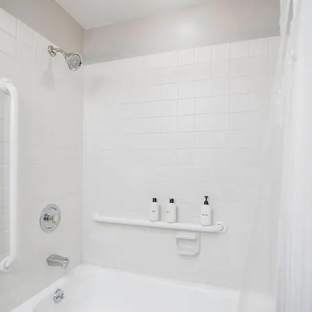 Holiday home Living In The Heart Of 4th Ward~1bd 1ba