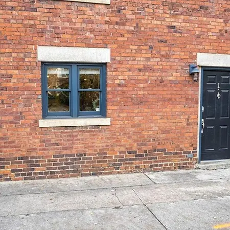 Living In The Heart Of 4th Ward~1bd 1ba Holiday home *