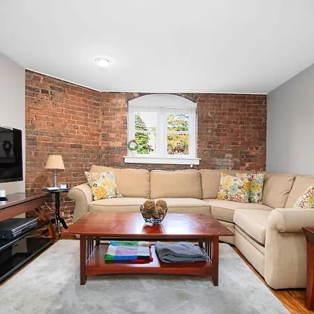 Holiday home Living In The Heart Of 4th Ward~1bd 1ba *