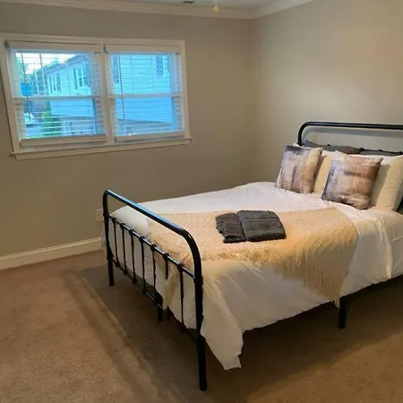 Apartment Awhile *