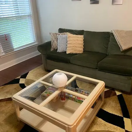 Awhile Apartment