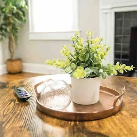 Plaza Near Uptown, Noda, Light Rail! Holiday home *
