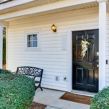 Holiday home Abode About 9 Mi To Bank Of America Stadium! *