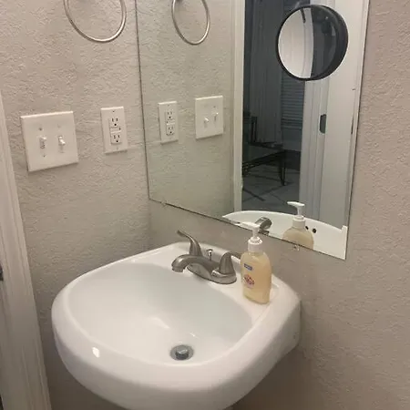 Welcome Apartment *