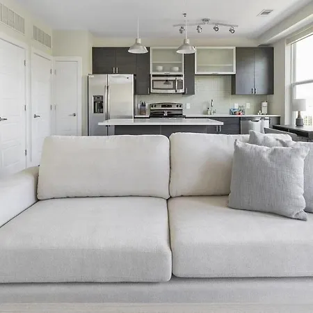 Landing - Modern With Amazing Amenities Apartment *