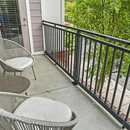 Apartment Landing - Modern With Amazing Amenities Charlotte