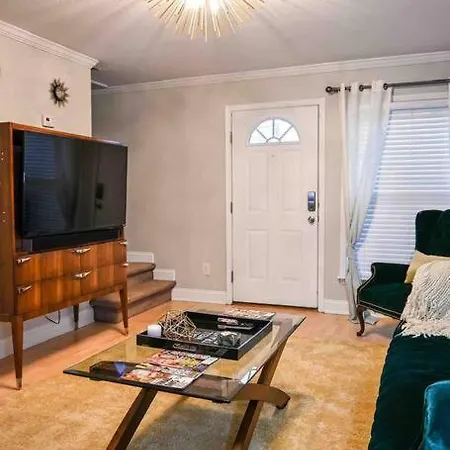 Apartment Cozy - 2 Bedroom Townhome Getaway - Plaza Midwood Charlotte