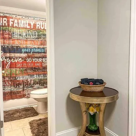 Apartment Cozy - 2 Bedroom Townhome Getaway - Plaza Midwood