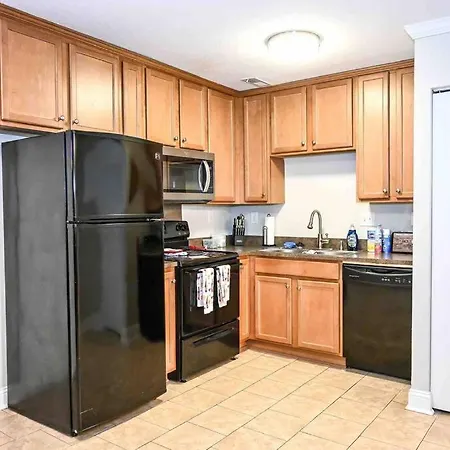 Cozy - 2 Bedroom Townhome Getaway - Plaza Midwood Charlotte