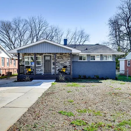 Newly Updated ~ 3 Mi To Downtown Charlotte! *