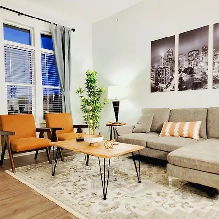 New Stylish Getaway- 5 Mil To Uptown/3 Smart Tvs! * Charlotte