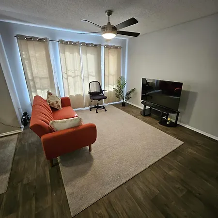 Apartment Cosy / Matthews
