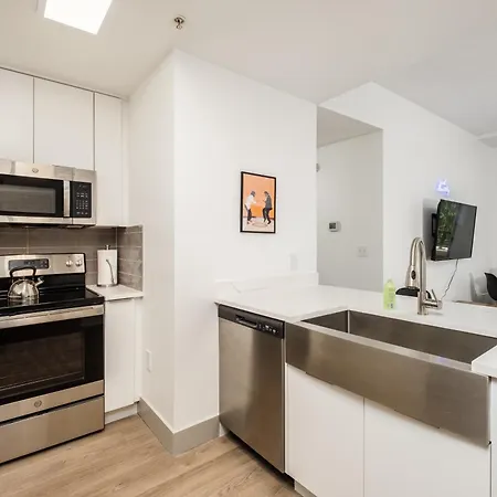 Kobe's Crib- 3br Luxe