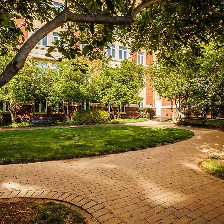 Cityscape Flat- 3br Luxury In Uptown *