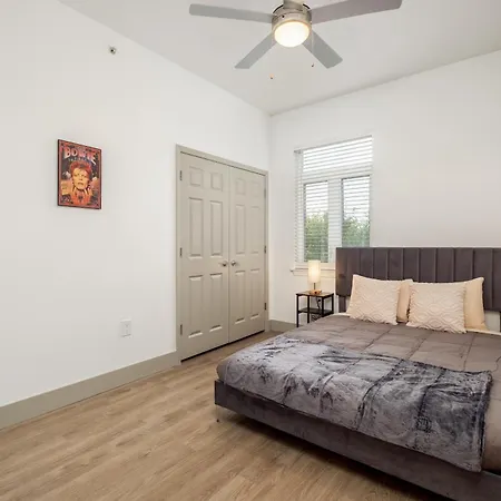 Apartment Cityscape Flat- 3br Luxury In Uptown Charlotte