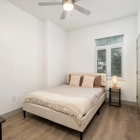 Cityscape Flat- 3br Luxury In Uptown Charlotte