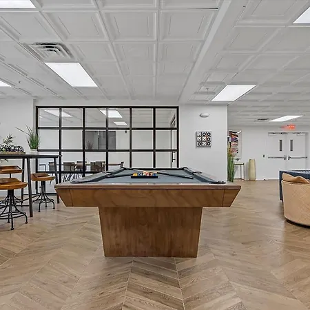 Cityscape Flat- 3br Luxury In Uptown Apartment Charlotte