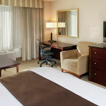 Hotel Doubletree By Hilton Airport