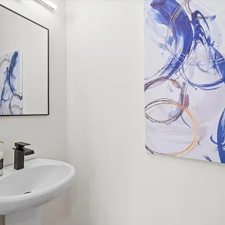 Apartment Elegant 3br3.5ba Modern Townhouse Charlotte