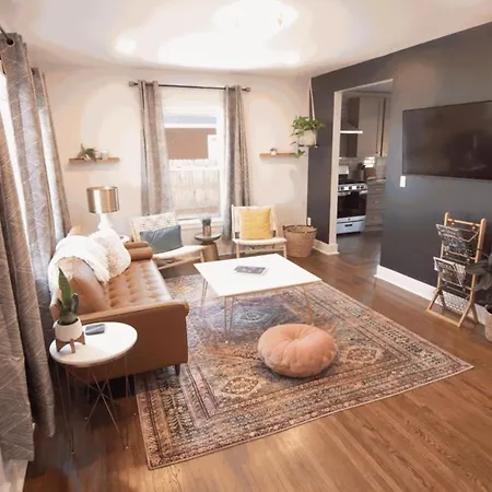 Vibrant 7 Mins From Uptown, King & Queen Bed - Queen Oasis * Charlotte