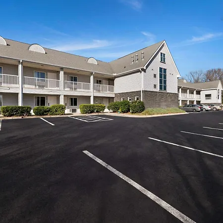 Rodeway Independence Blvd 3*