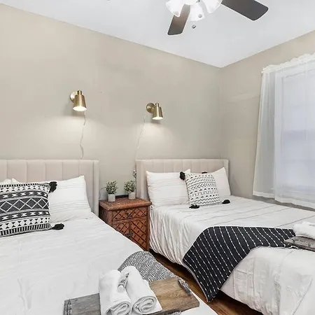 Chic, Modern Retreat, Kids&dog Friendly, Dt Matthews Holiday home *