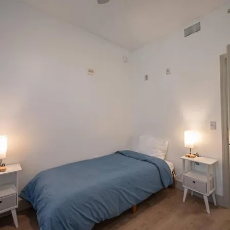 Qc Style And Comfort Apartment *