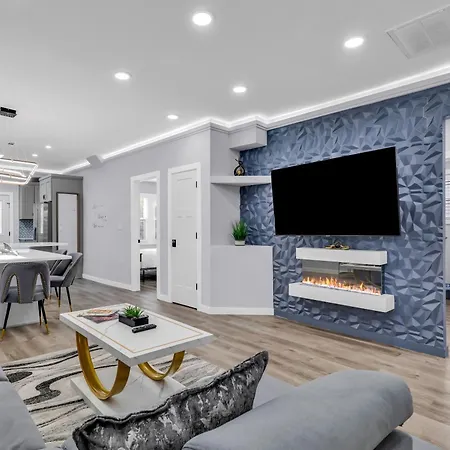 Spacious 3br House In Holiday home Charlotte