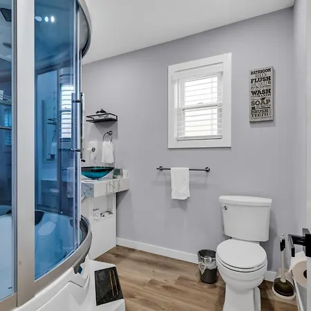 Spacious 3br House In Charlotte