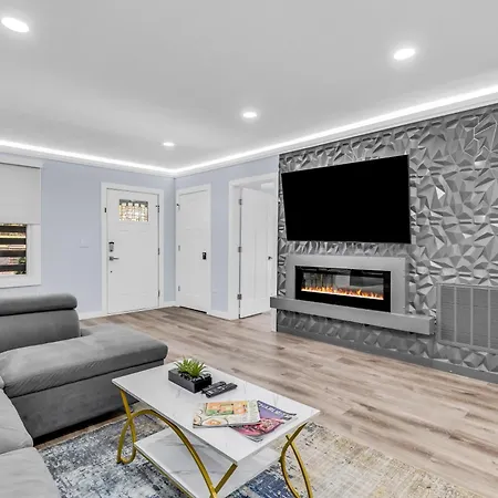 Luxury 3br House In Holiday home *
