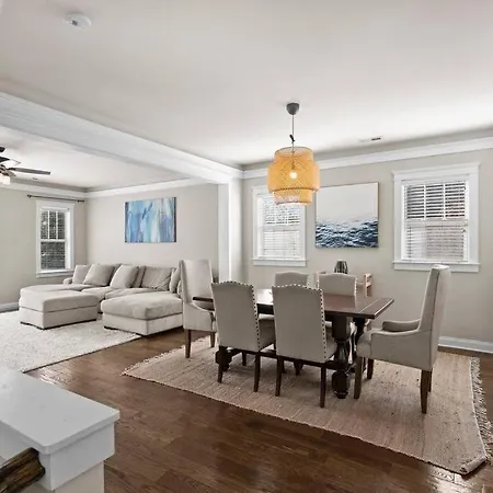 3br/3.5bath Uptown Aloft House. Charlotte