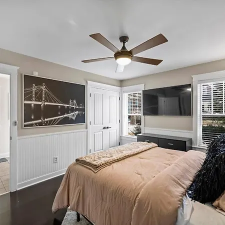 Holiday home 3br/3.5bath Uptown Aloft House. Charlotte