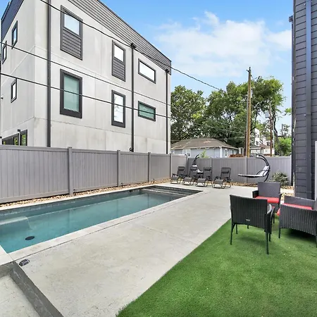 406 Katonah Amazing Location Rooftop Patio Views And A Gym * Charlotte