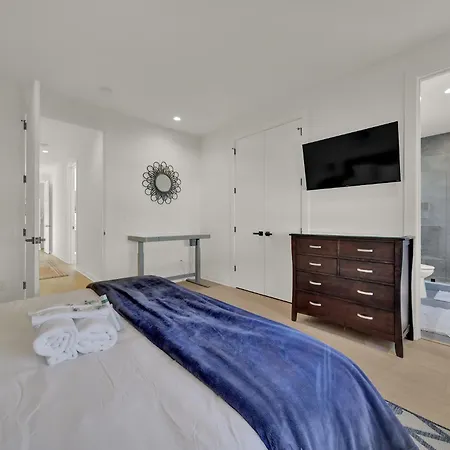 406 Katonah Amazing Location Rooftop Patio Views And A Gym Charlotte